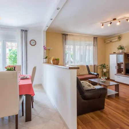 Jasna Apartman Crikvenica